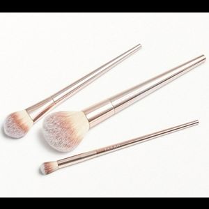 Farah Rendezvous Brush Trio